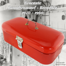 Belle Boîte à Pain Vintage/Brocante en Émail Rouge (1940-1960) : Un Classique Intemporel de la Cuisine