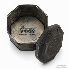 Lata Vintage Verkade Octogonal con Relieve de Pájaros – Art Déco – Caja de Galletas Holandesa – Años 30