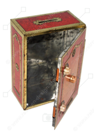 Vintage tin money box in the shape of a safe or safe by Smith & Johnson, London for COURIER cigars