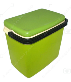 Vintage 1970s apple green cool box from Curver with lid and black handle