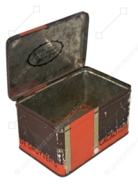 Vintage tin for orange brand (Oranjemerk) cocoa made by De Gruyter