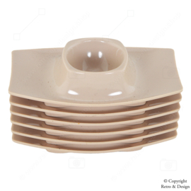 Ensemble de 6 Coquetiers Rétro en Plastique avec Rebord pour Coquilles - Beige