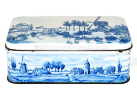 Rectangular biscuit tin by PATRIA with Delft blue representations of windmill and polder landscape