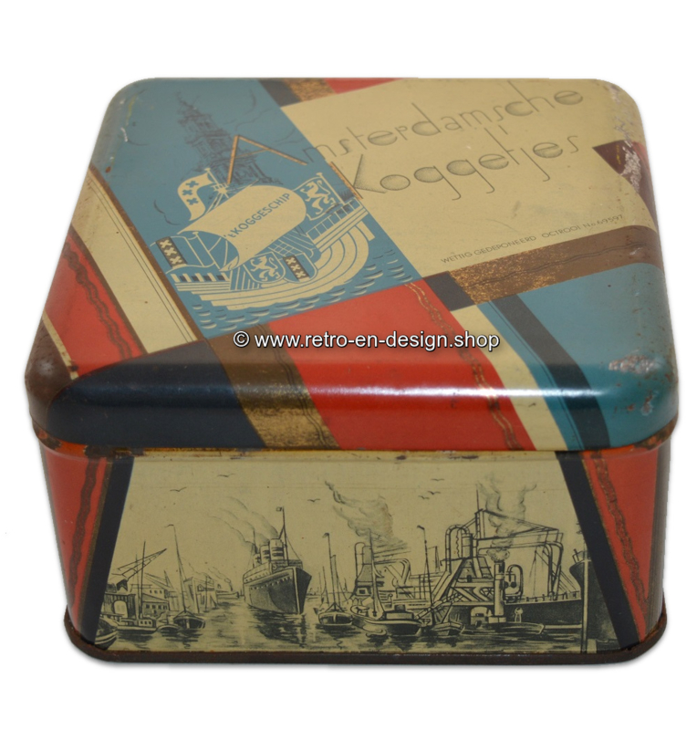 Vierkante blikken koektrommel voor Amsterdamse koggetjes van 't Koggeschip A R C H I E F ! - ( sold out ) | Retro & Design - 2nd hand collectibles - Webshop voor Retro-Vintage woonaccessoires