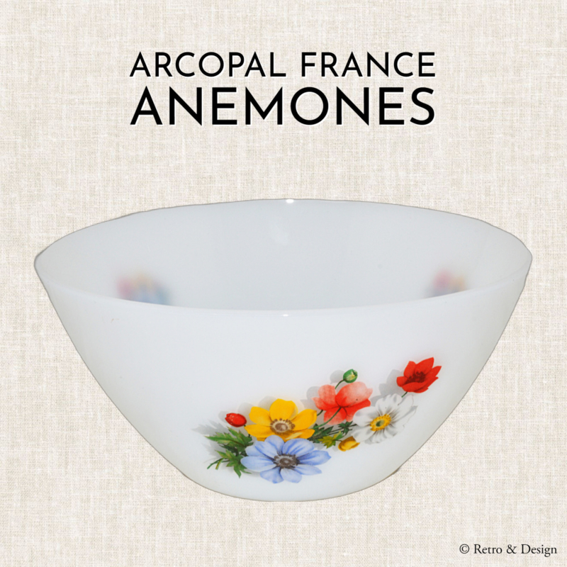 Grote Vintage schaal met bloemenpatroon "Anemones" van Arcopal France Ø 23,5 cm