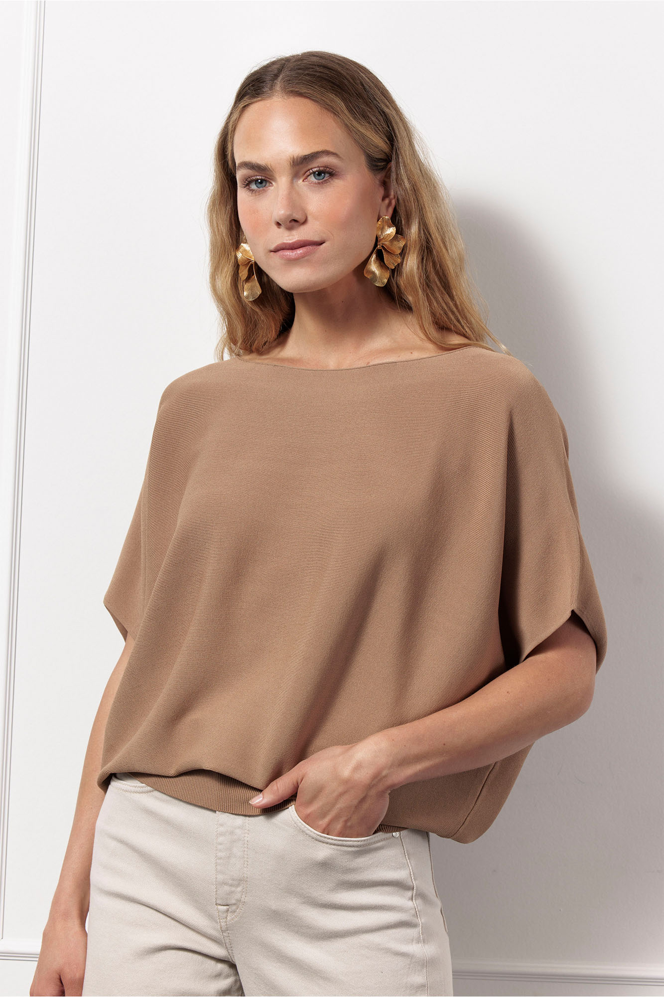 Lenti pullover latte