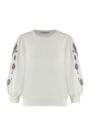 Hollie embroidery pullover