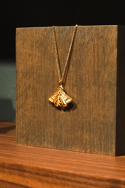 necklace butterfly gold
