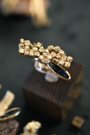 Kali statement ring blue