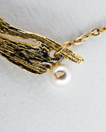 Kali necklace pearl