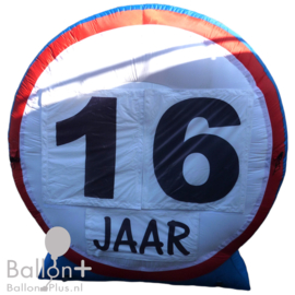 Verkeersbord, alle leeftijden mogelijk om de maken, 16, 18 ,21 ,30 ,40, 50, 60, 65, 70, 75, 80, 85,  90, 95