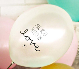 A Little Lovely Company  - All you need is love  - Pearl White -  Latex ballon - 12 inch / 30cm