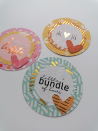 Little bundle of love (sluit)sticker