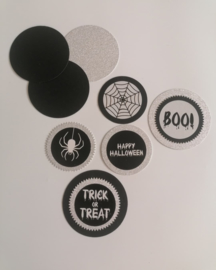 Set van 5 ronde Halloween stickers