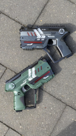 Huur Lasergame pakket; 6+1 laserguns, green/grey