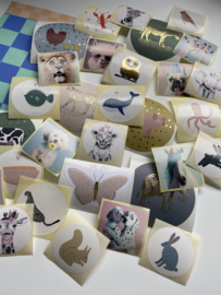 Stickerset van 30 stuks verschillende dieren sluitstickers