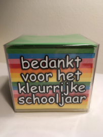 Bedankt voor het kleurrijke schooljaar , kubus memoblaadjes