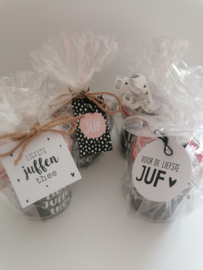 Rond cadeaulabel voor de liefste juf