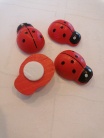 4 houten lieveheersbeestjes, ladybird 25 mm