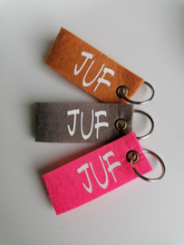 Vilten sleutelhanger speciaal voor jUF  of  MEESTER (DL)