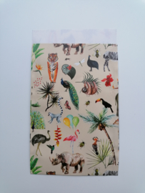 cadeauzakje jungle dieren   12 x 19 cm