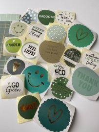 Stickerset van 20 stuks verschillende groene  sluitstickers, green