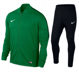 Groen Nike trainingspak