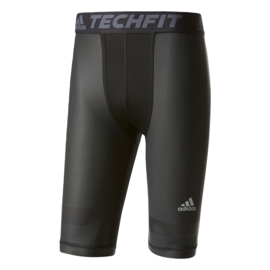 Adidas Techfit korte thermo broek zwart