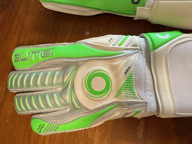 Nieuwe Elite handschoenen maat 8