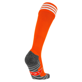 Oranje sokken met witte ringen