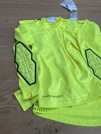 Nieuw Uhlsport shirt en ondershirt maat 128
