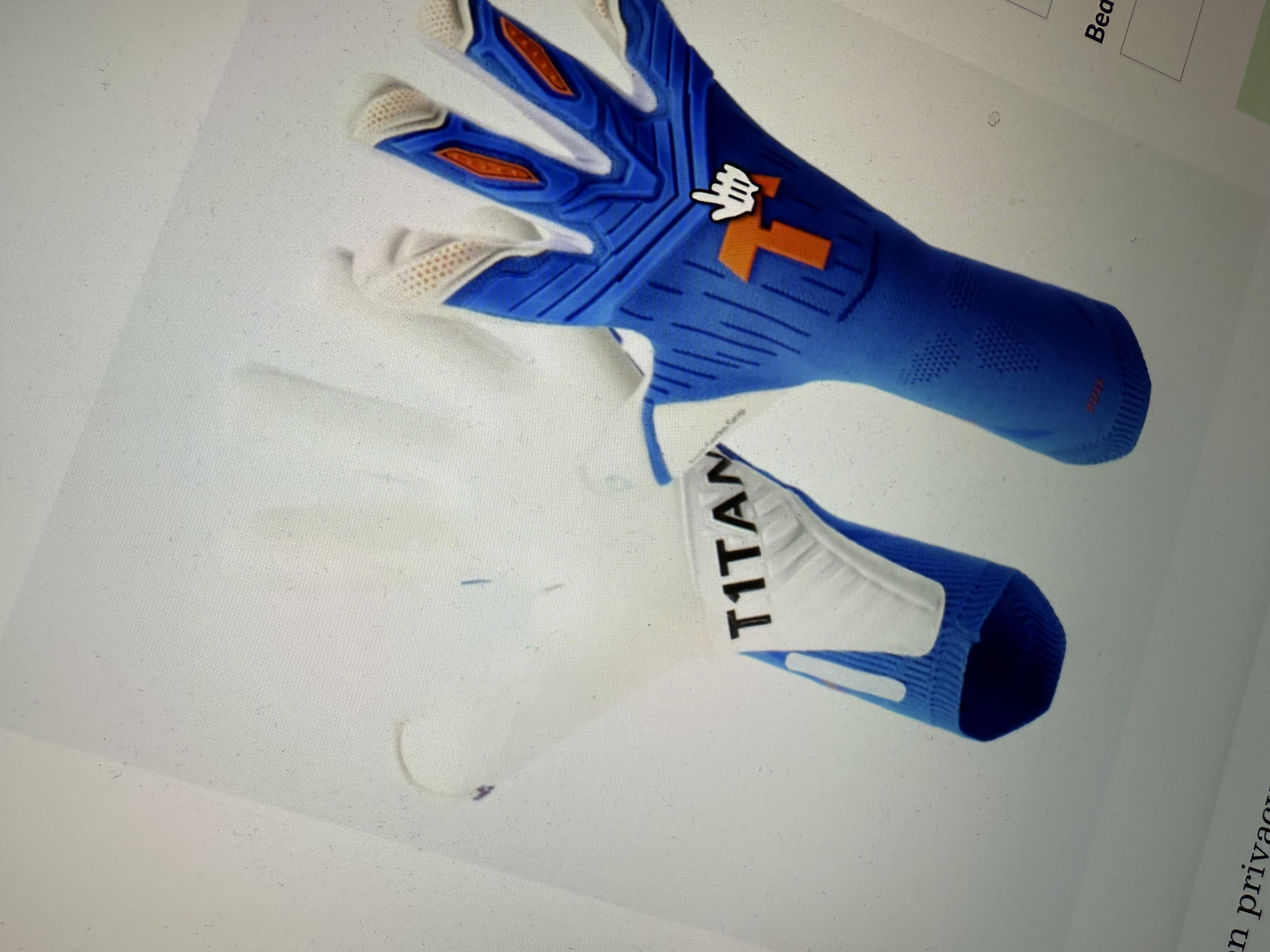 Nieuwe T1tan handschoenen maat 8