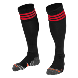Zwarte sokken met rode ringen