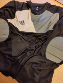 Nieuw Adidas keepersshirt maat S