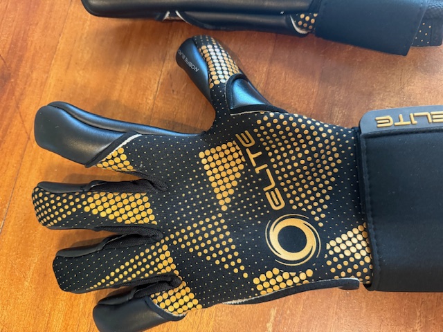 Nieuwe Elite handschoenen maat 8