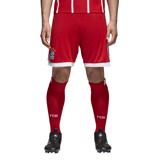 Bayern München short rood thuis