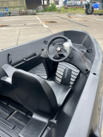 RIVER 290XR met console