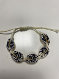 Armbandje Schelpjes Handgeschilderd Zwarte Bloemen