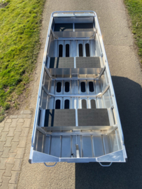QWEST MARINE F301 (Aluminium platbodem + reling)