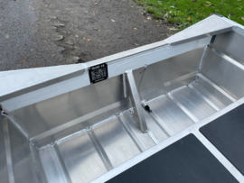 QWEST MARINE F361 (aluminium platbodem + reling)