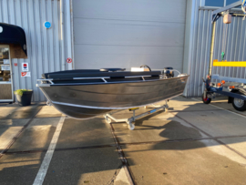QWEST R451 complete set inclusief Suzuki DF9.9  vaarklaar