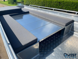 QWEST MARINE F452 (aluminium platbodem + zelflozend + reling)
