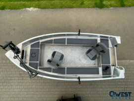 QWEST MARINE RF450 (aluminium + V-bodem + zelflozend +fronttrollerplaat)
