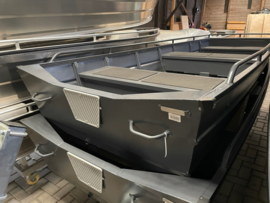 QWEST MARINE F361A (aluminium platbodem + reling + poedercoat)