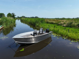 QWEST MARINE RF450 (aluminium + V-bodem + zelflozend +fronttrollerplaat)