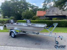 QWEST MARINE F331 (aluminum platbodem + reling)