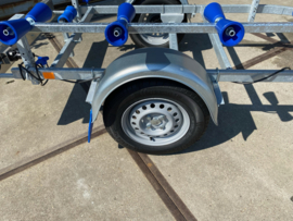 Boottrailer I-trailer TTH002 rubberboot kantel trailer