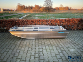 QWEST MARINE F301 (Aluminium platbodem + reling)