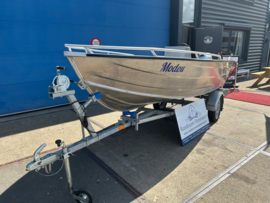 Occasion Qwest R400 met Honda 20PK en kanteltrailer