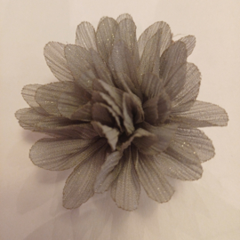 Chiffon bloem 65 mm grijs